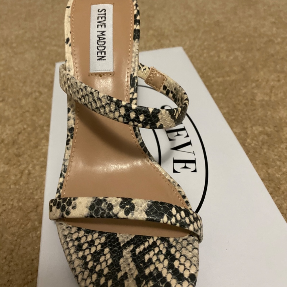 Brand new Steve Madden snake skin print sandals - Picture 3 of 5
